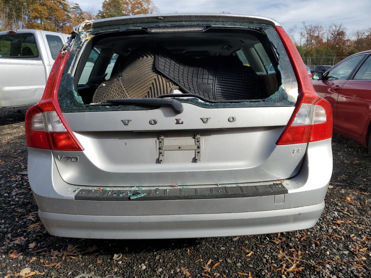 2010 Volvo V70 3.2 - Фото 6