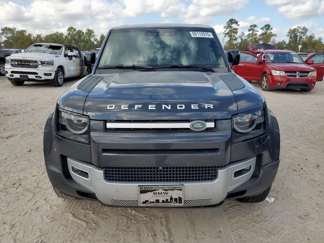 2024 Land Rover Defender 110 S - Фото 5