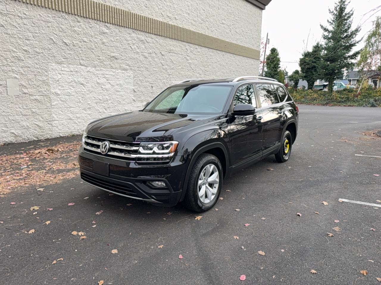 2019 Volkswagen Atlas Se - Image 2