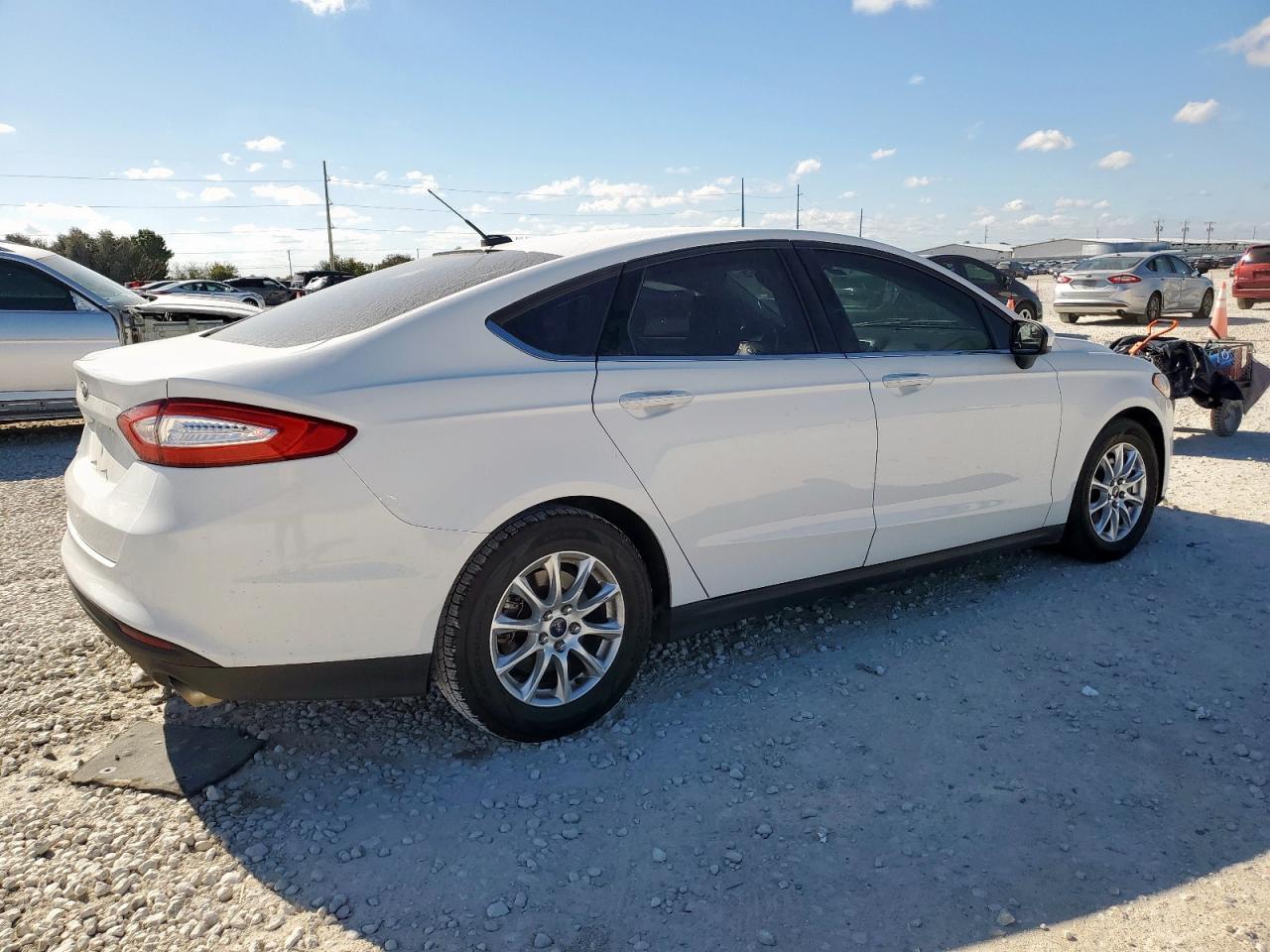 2015 Ford Fusion S - Image 3