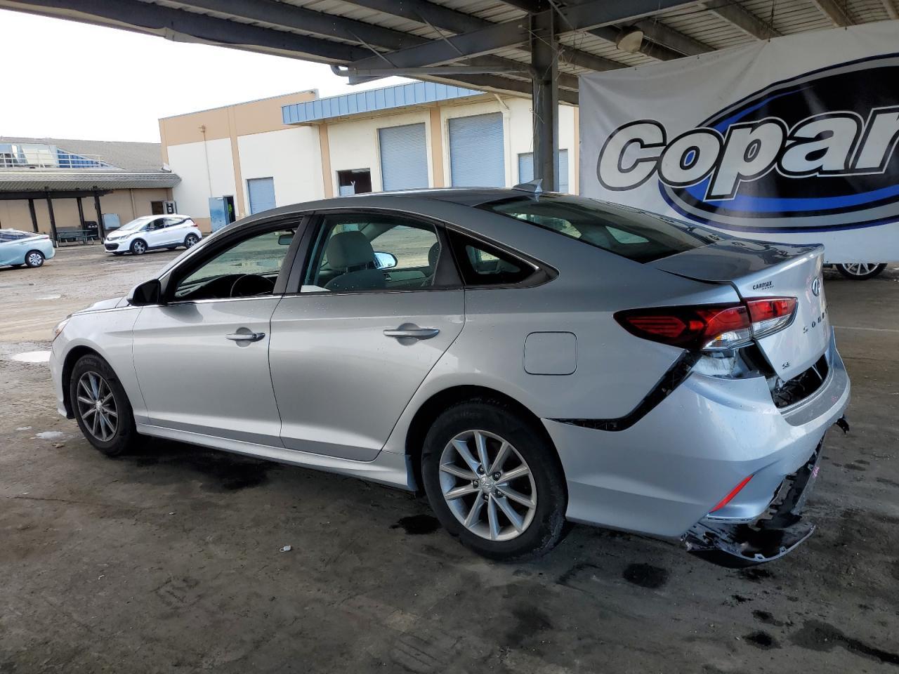 2019 Hyundai Sonata Se - Фото 2