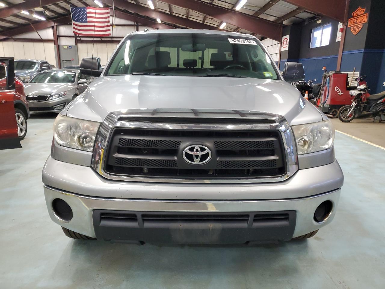 2010 Toyota Tundra Double Cab Sr5 - Фото 5