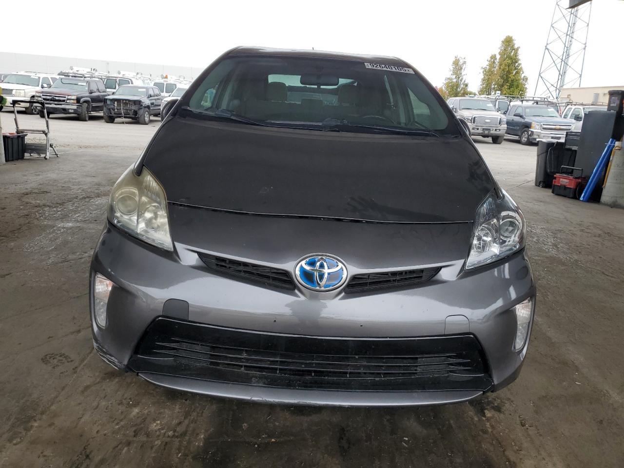 2015 Toyota Prius - Фото 5