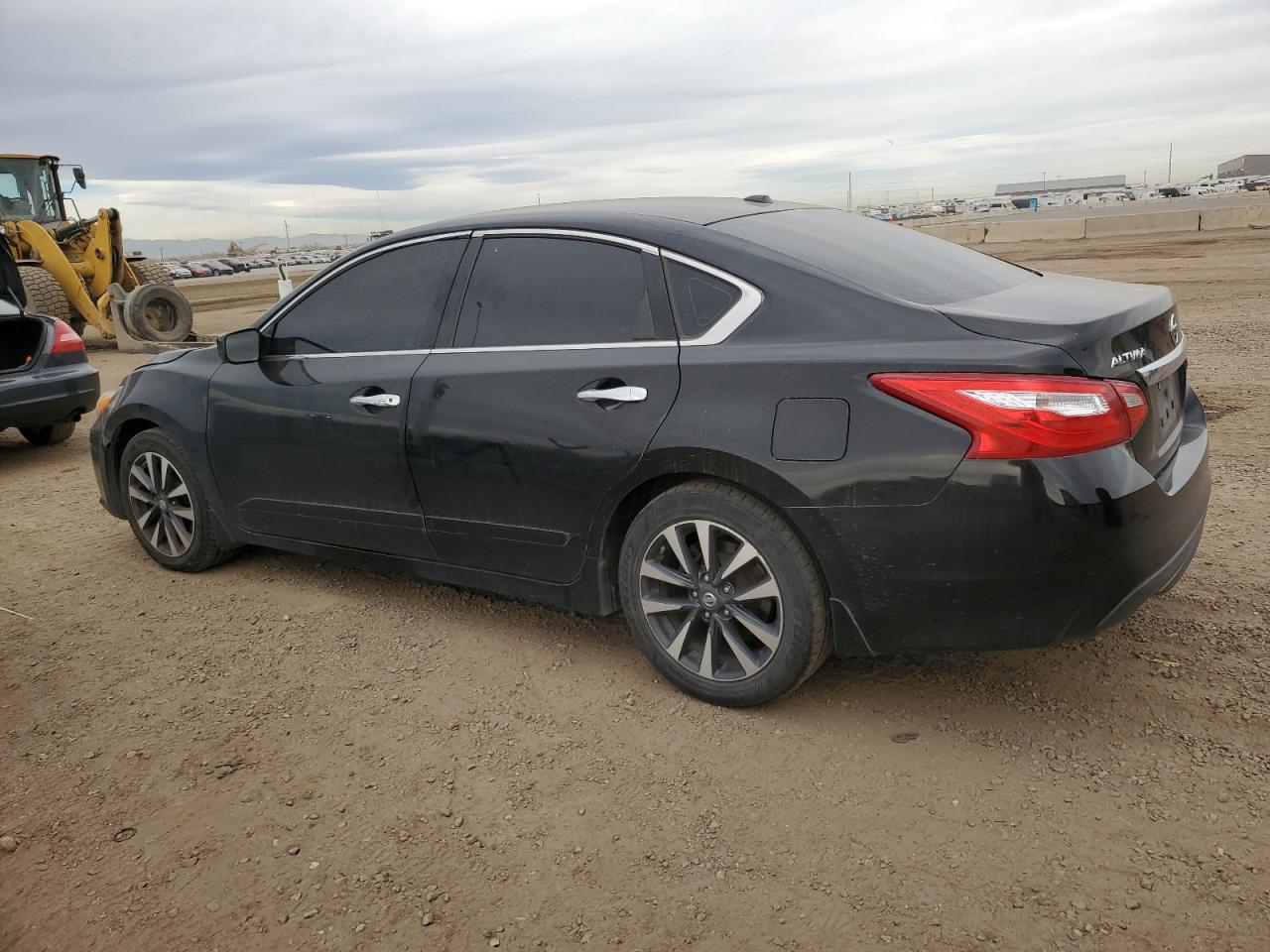 2016 Nissan Altima 2.5 Sv - Image 2