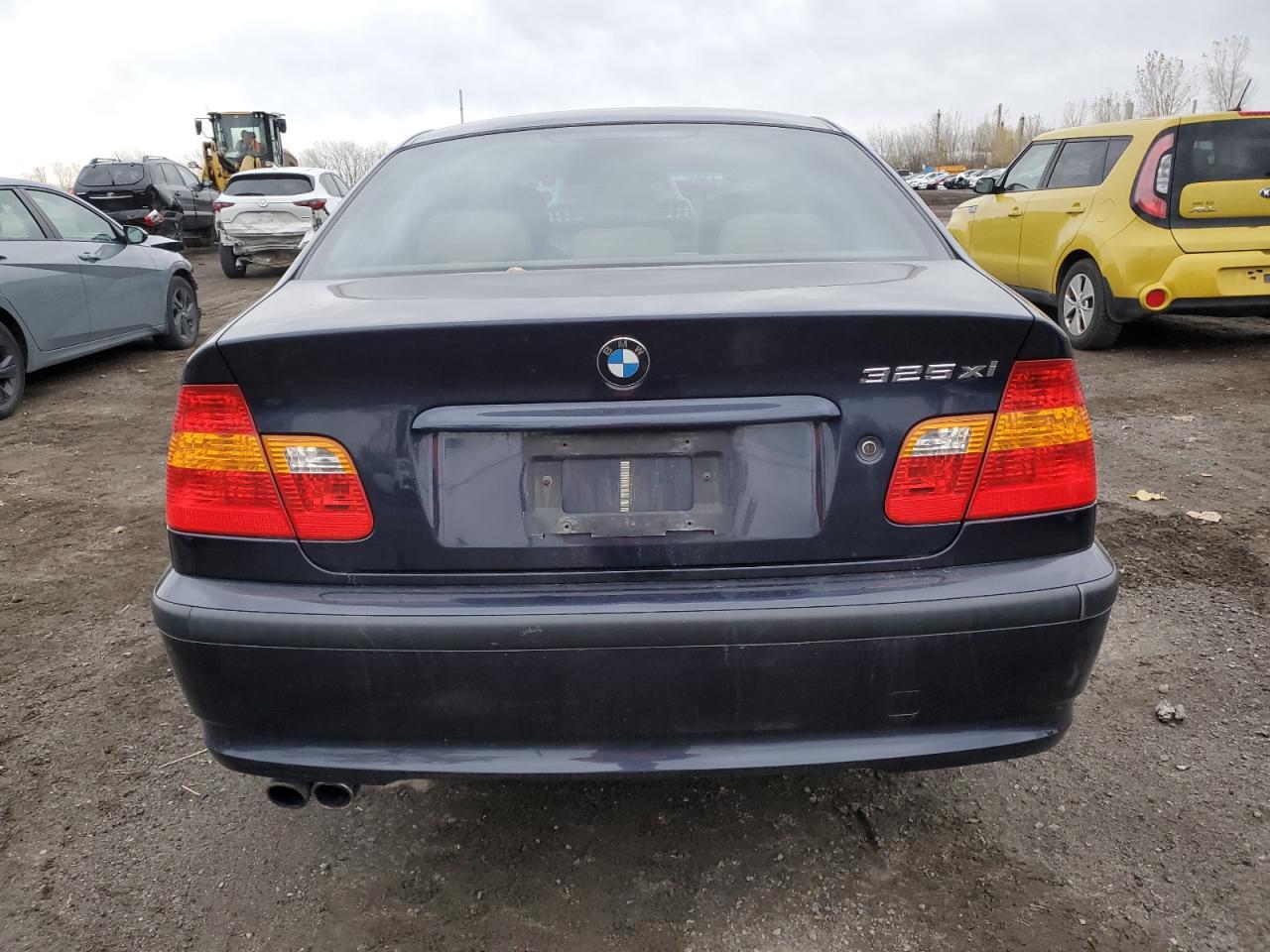 2004 BMW 325 Xi - Image 6