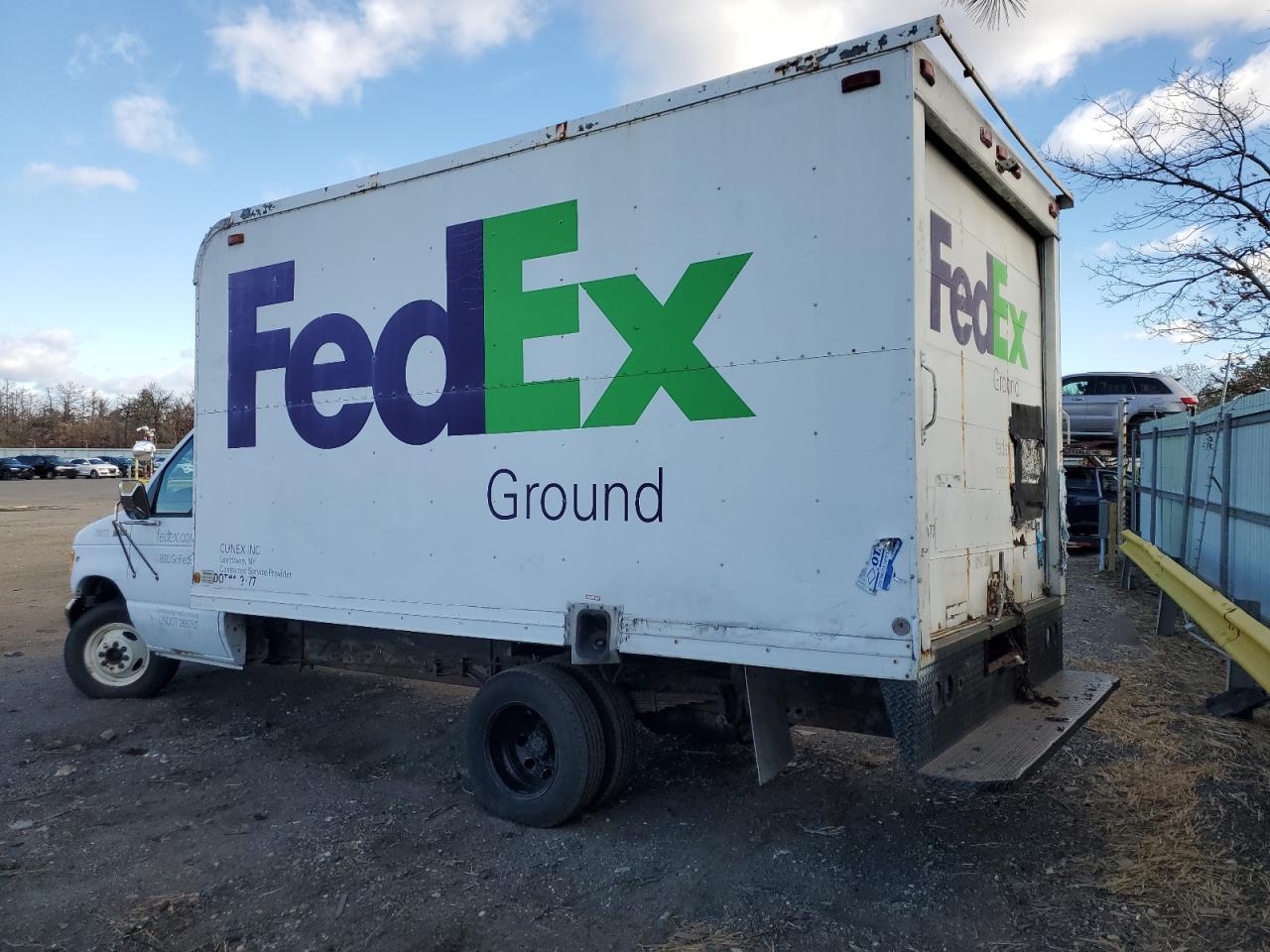 1997 Ford E350 Box Truck - Image 2