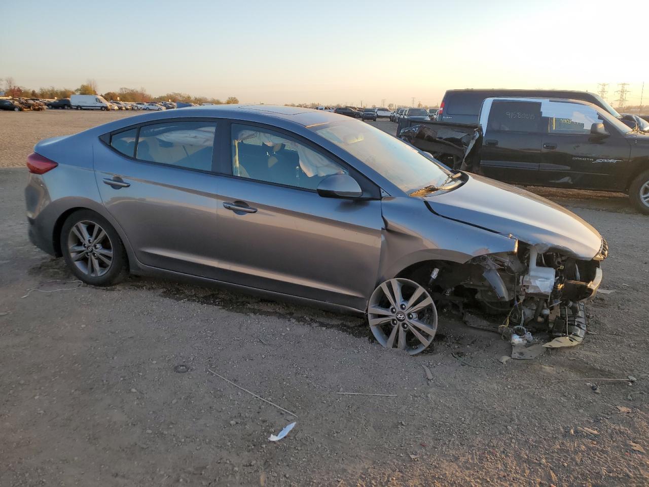 2018 Hyundai Elantra Sel - Image 4