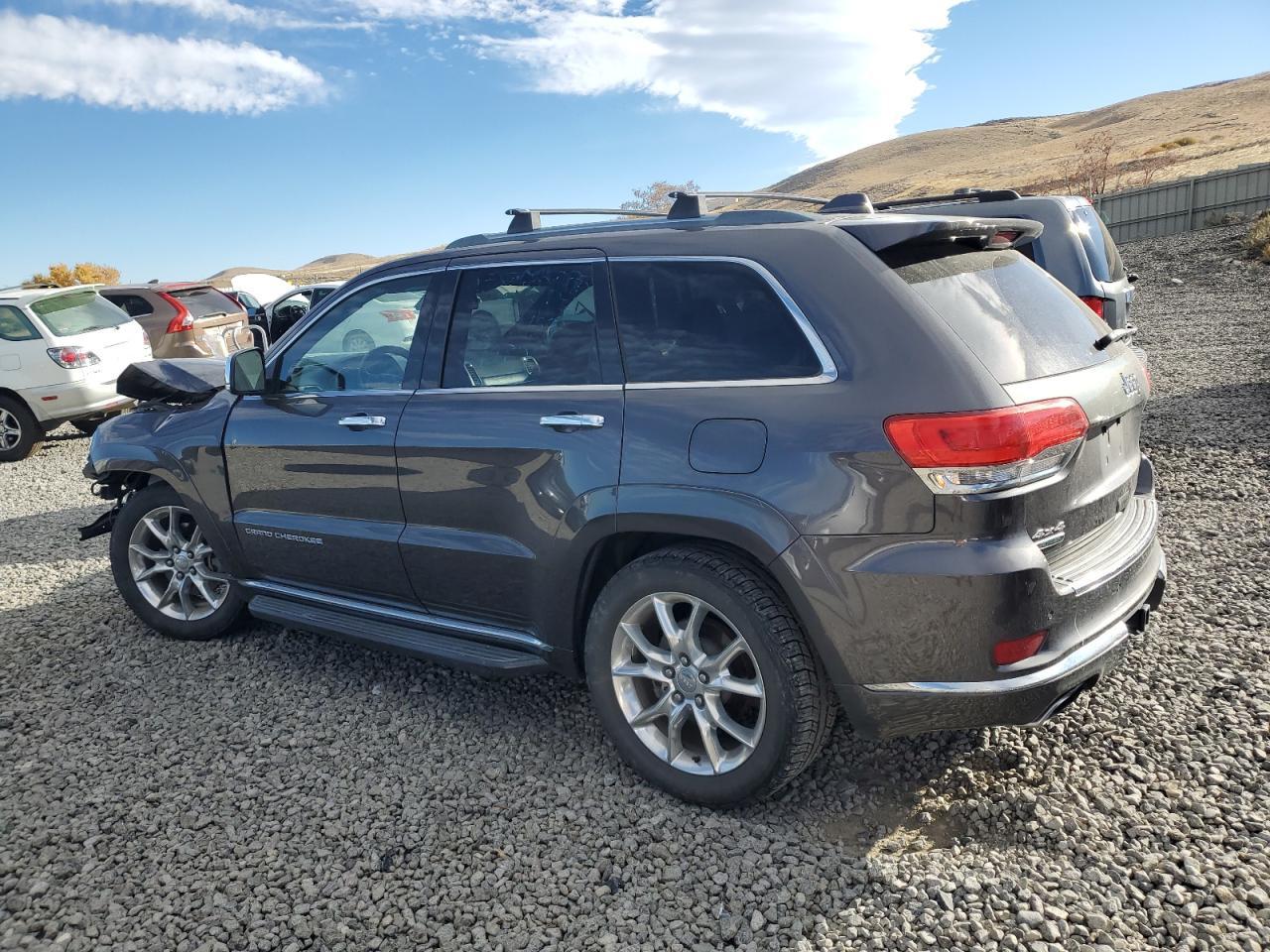 2015 Jeep Grand Cherokee Summit - Image 2
