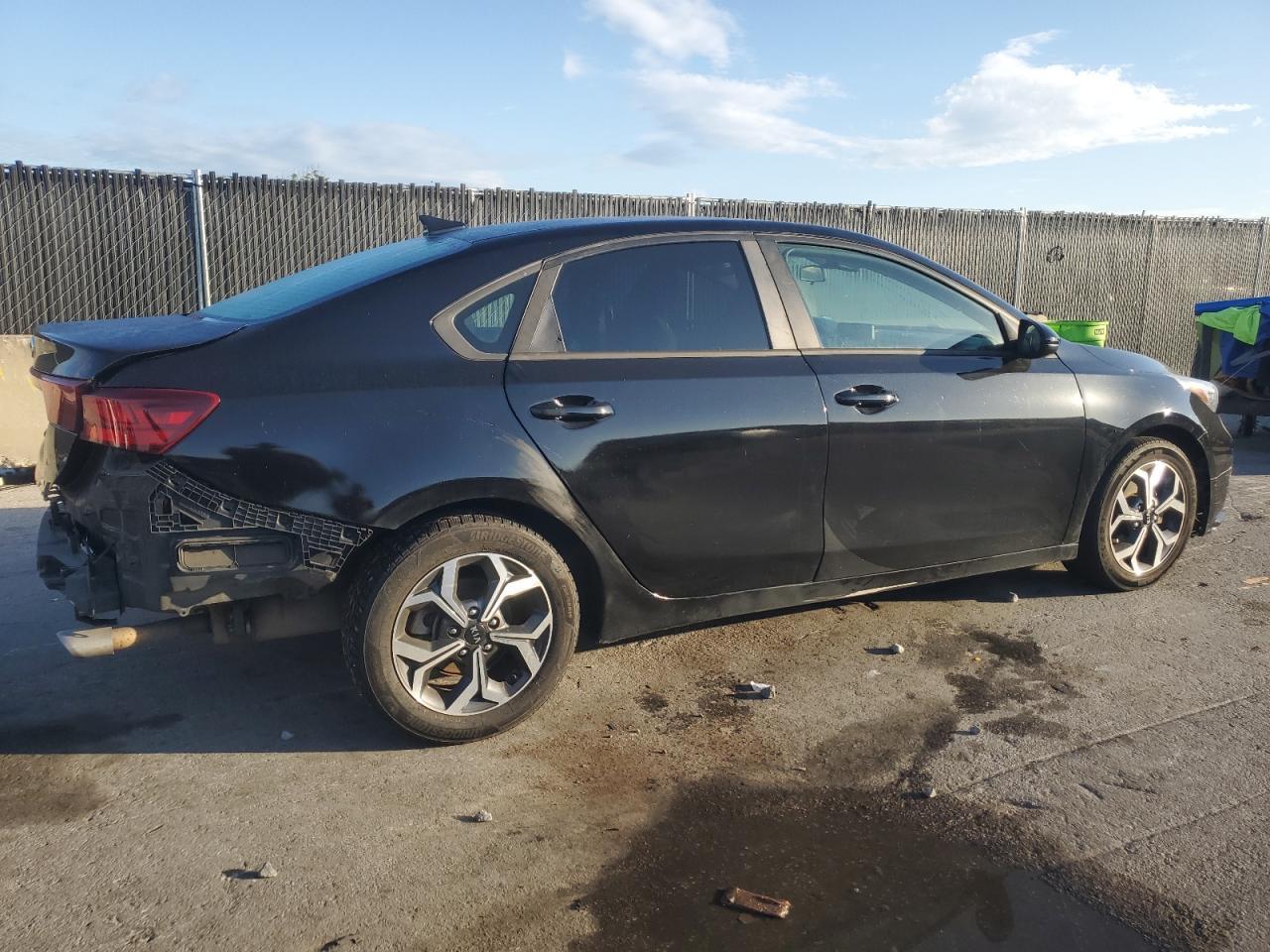 2021 Kia Forte Fe - Image 3