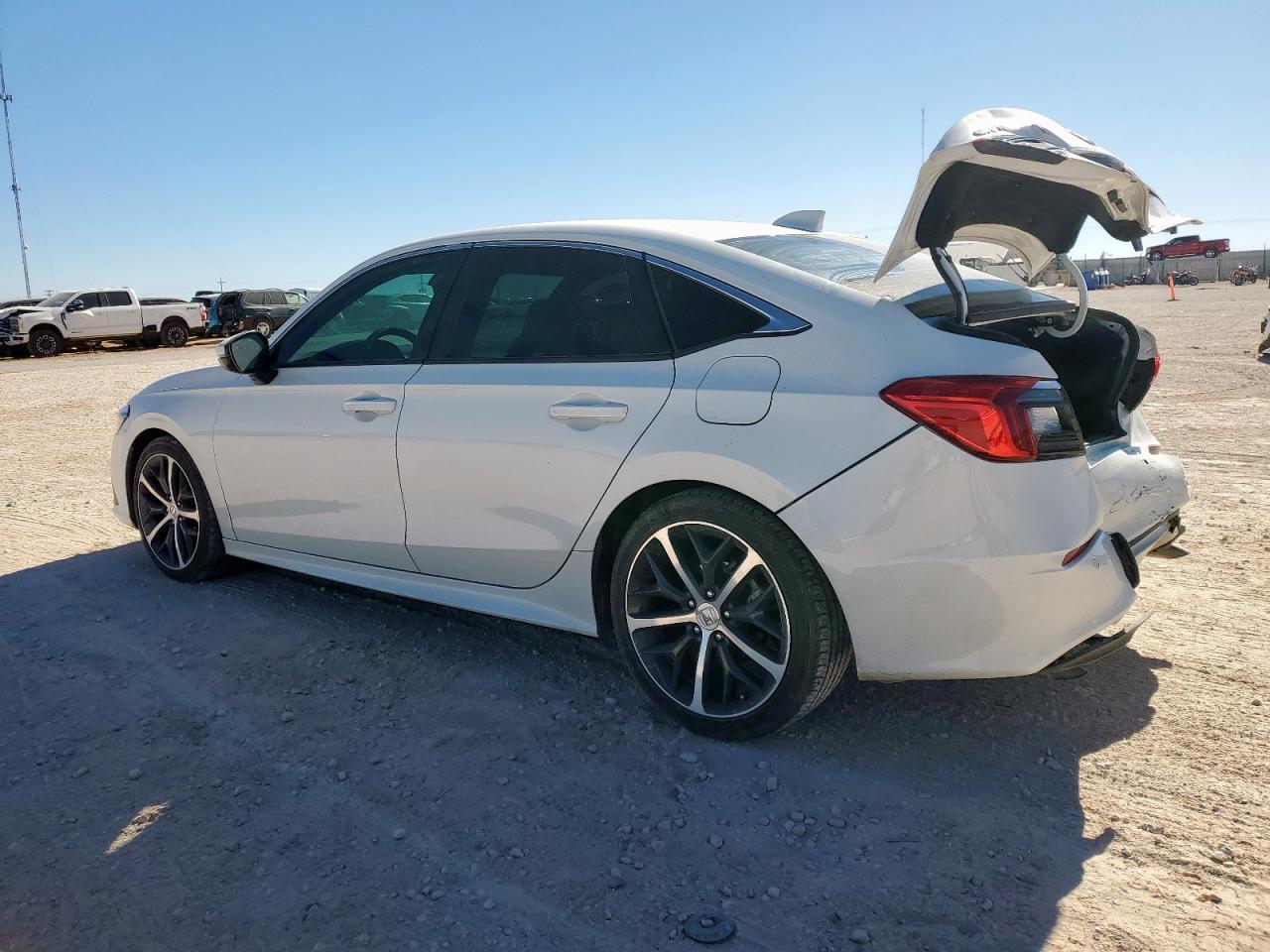 2023 Honda Civic Touring - Image 2