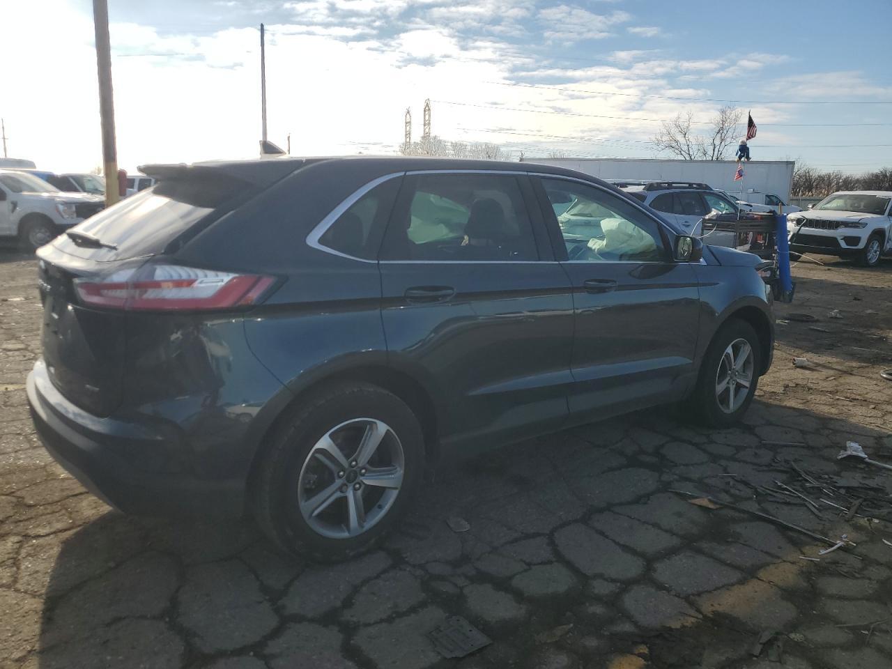 2024 Ford Edge Sel - Image 3