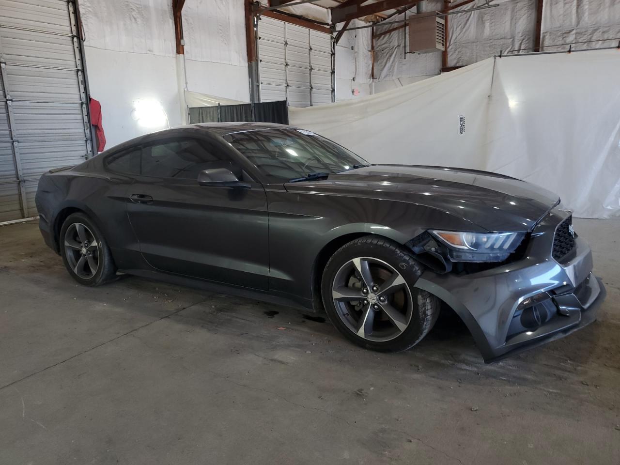 2015 Ford Mustang - Фото 4