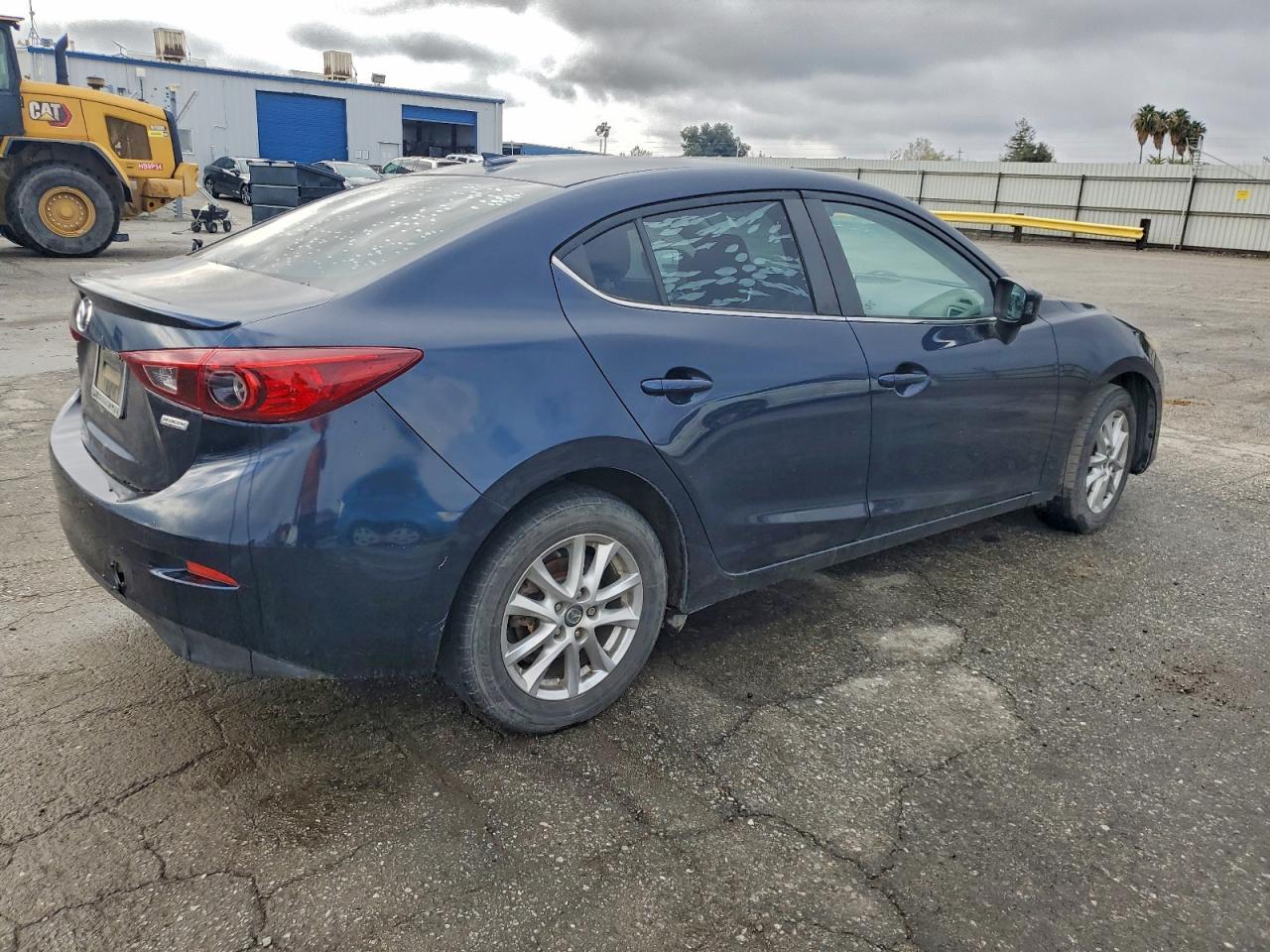 2016 Mazda Mazda3 - Фото 3