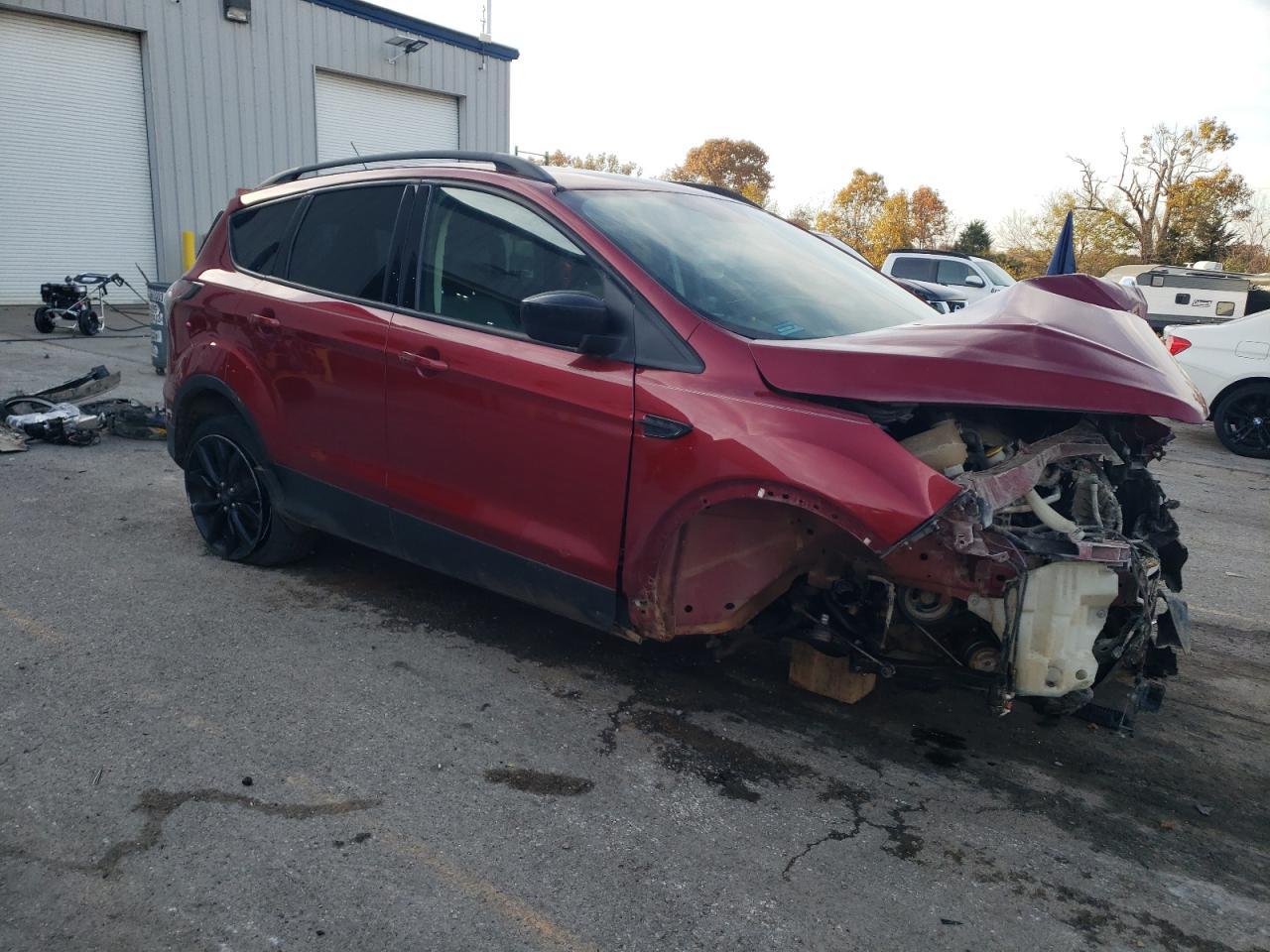2017 Ford Escape Se - Фото 4