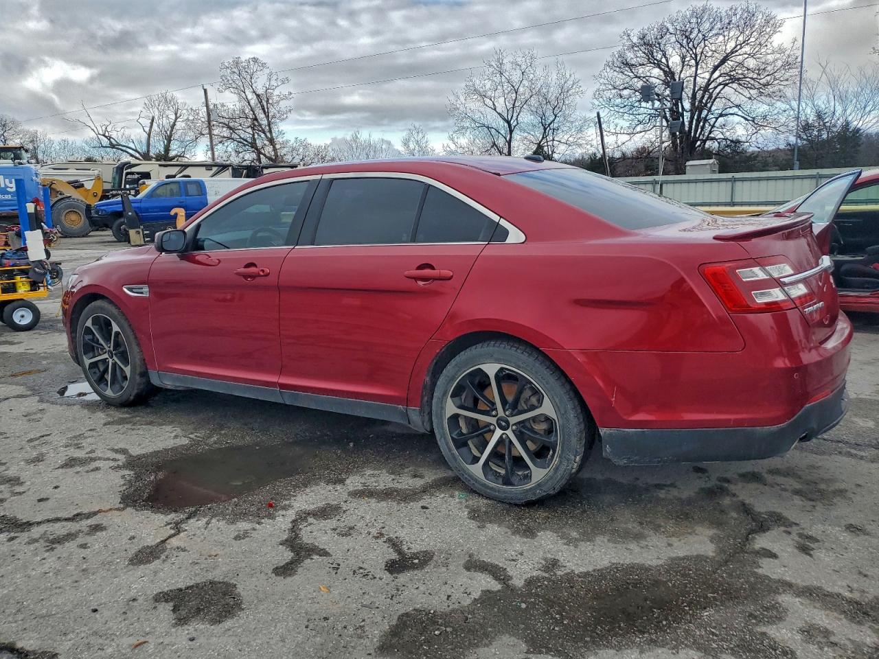 2016 Ford Taurus Sel - Image 2