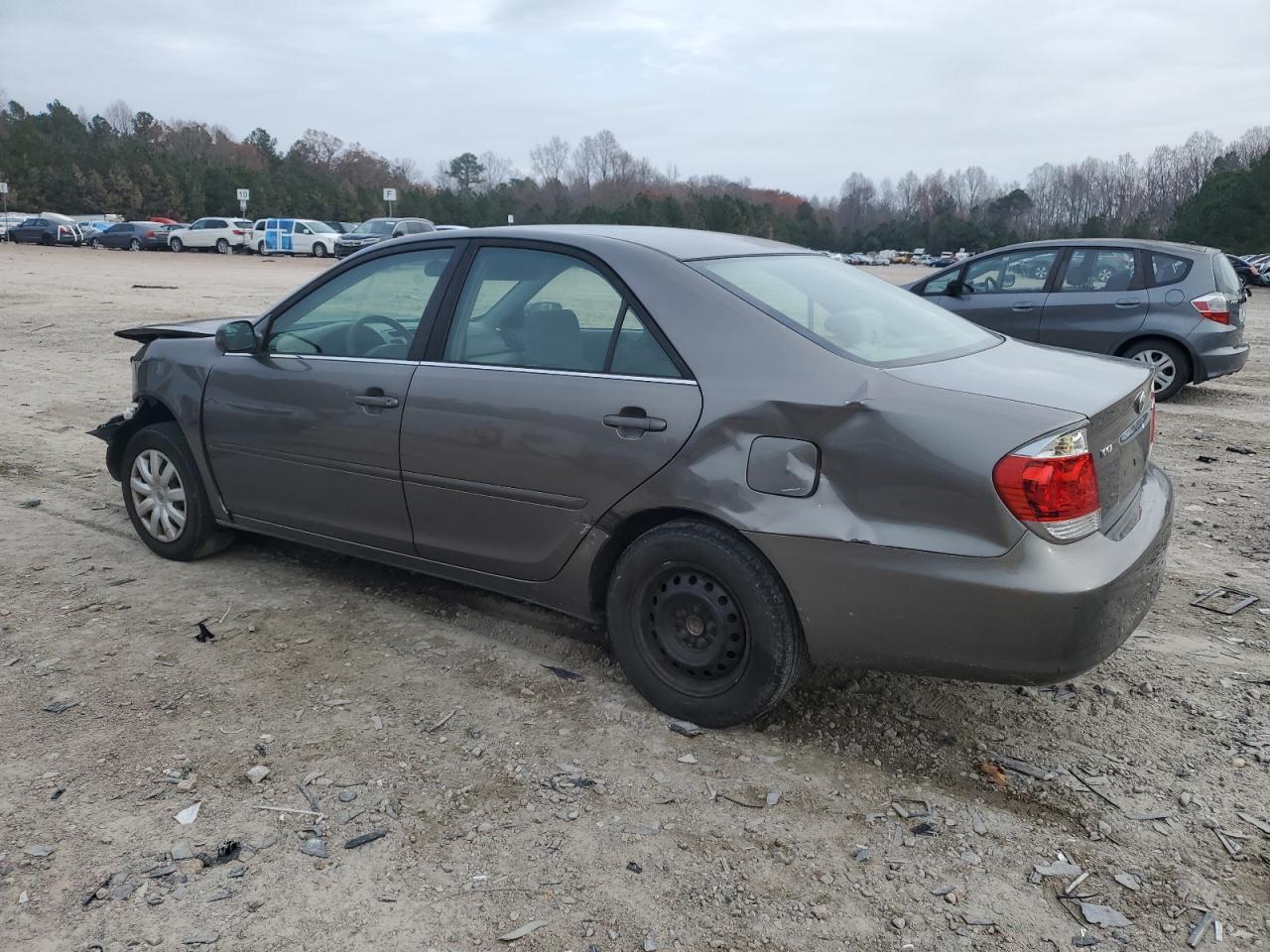 2006 Toyota Camry Le - Фото 2