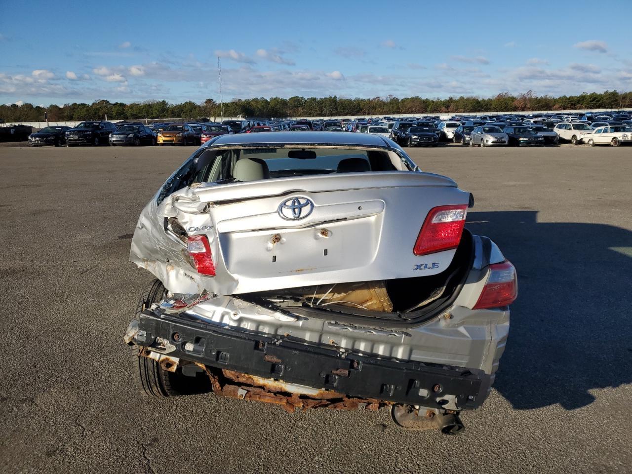 2009 Toyota Camry Base - Image 6
