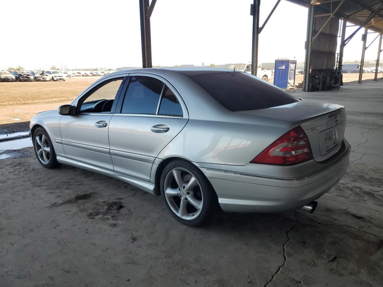 2005 Mercedes-Benz C 320 - Image 2
