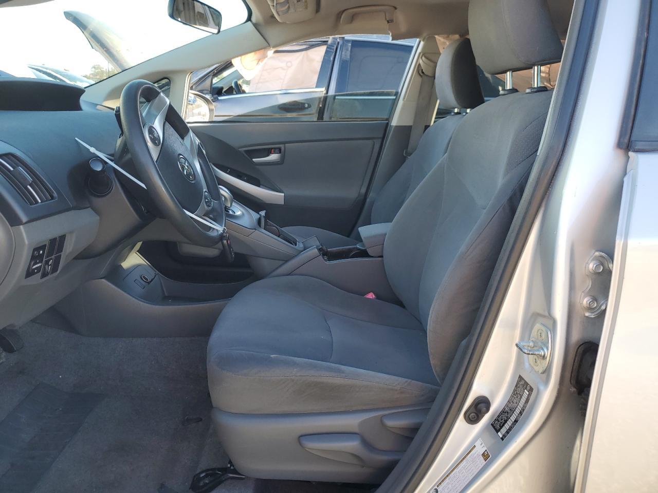 2010 Toyota Prius - Фото 7