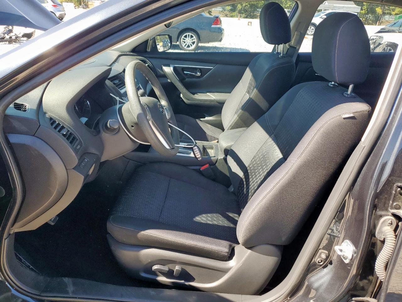 2016 Nissan Altima 2.5 S - Фото 7