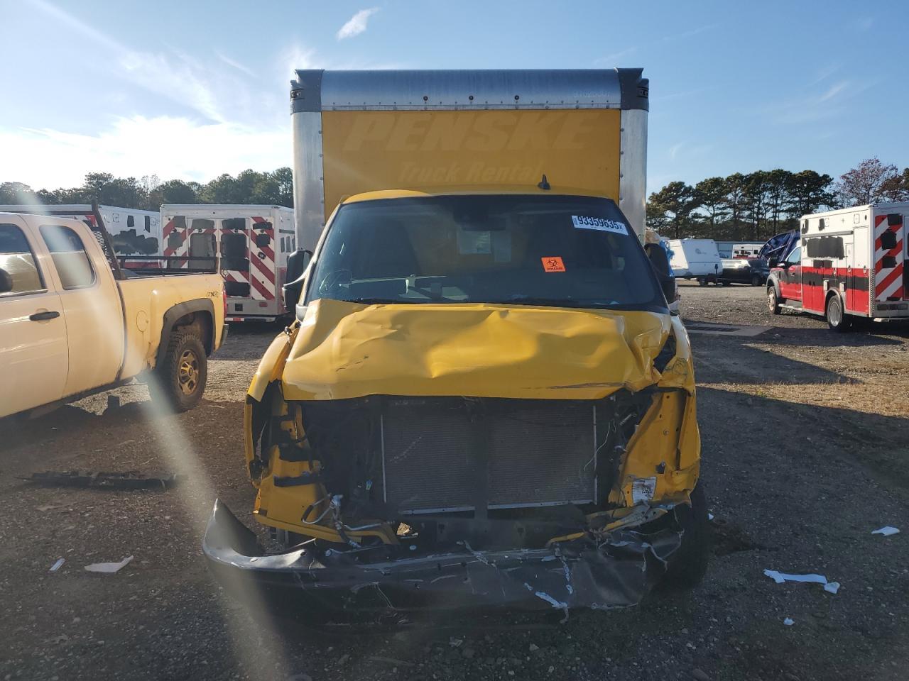 2022 GMC Savana Cut - Box Truck - Фото 5