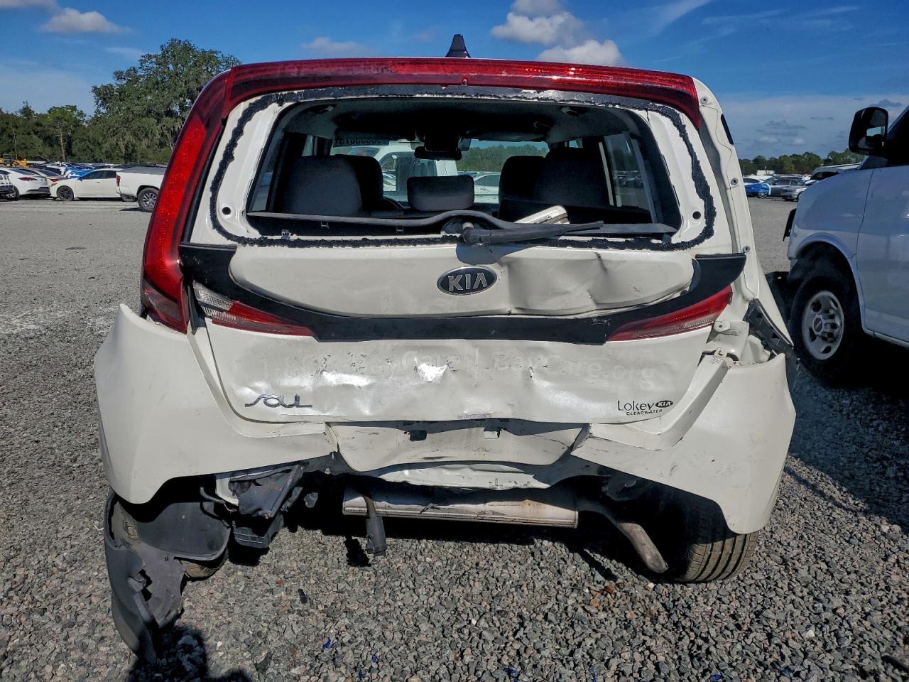 2021 Kia Soul Lx - Image 6