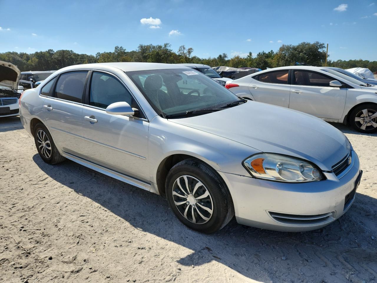 2011 Chevrolet Impala Ls - Фото 4