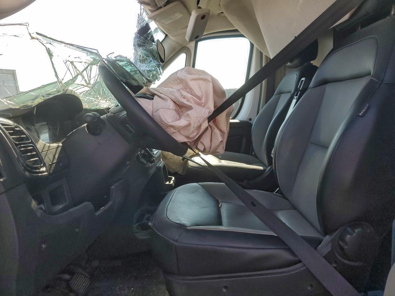2022 Ram Promaster Delivery Van - Image 7