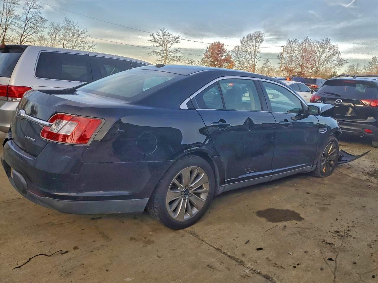 2012 Ford Taurus Limited - Фото 3