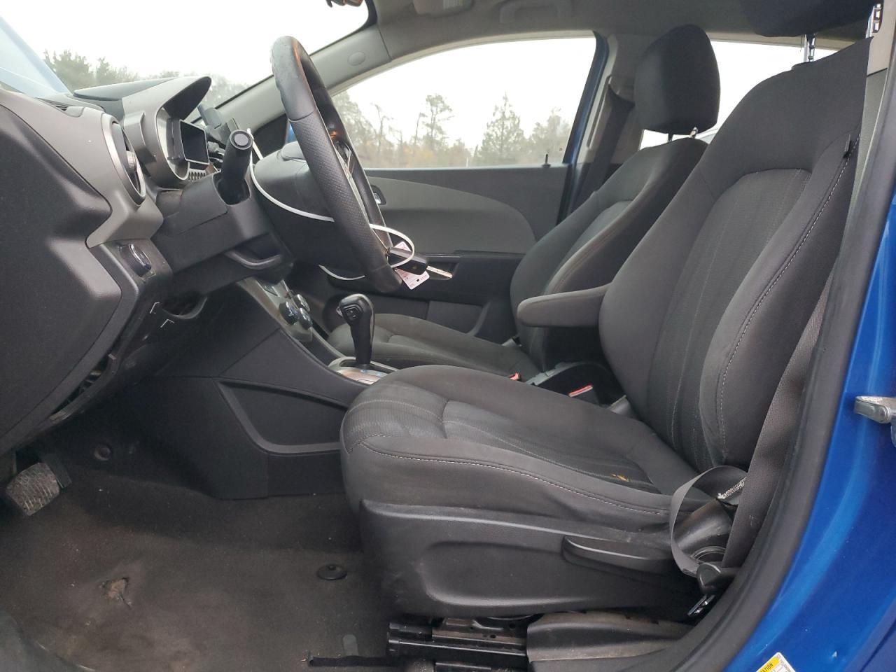 2016 Chevrolet Sonic Lt - Image 7