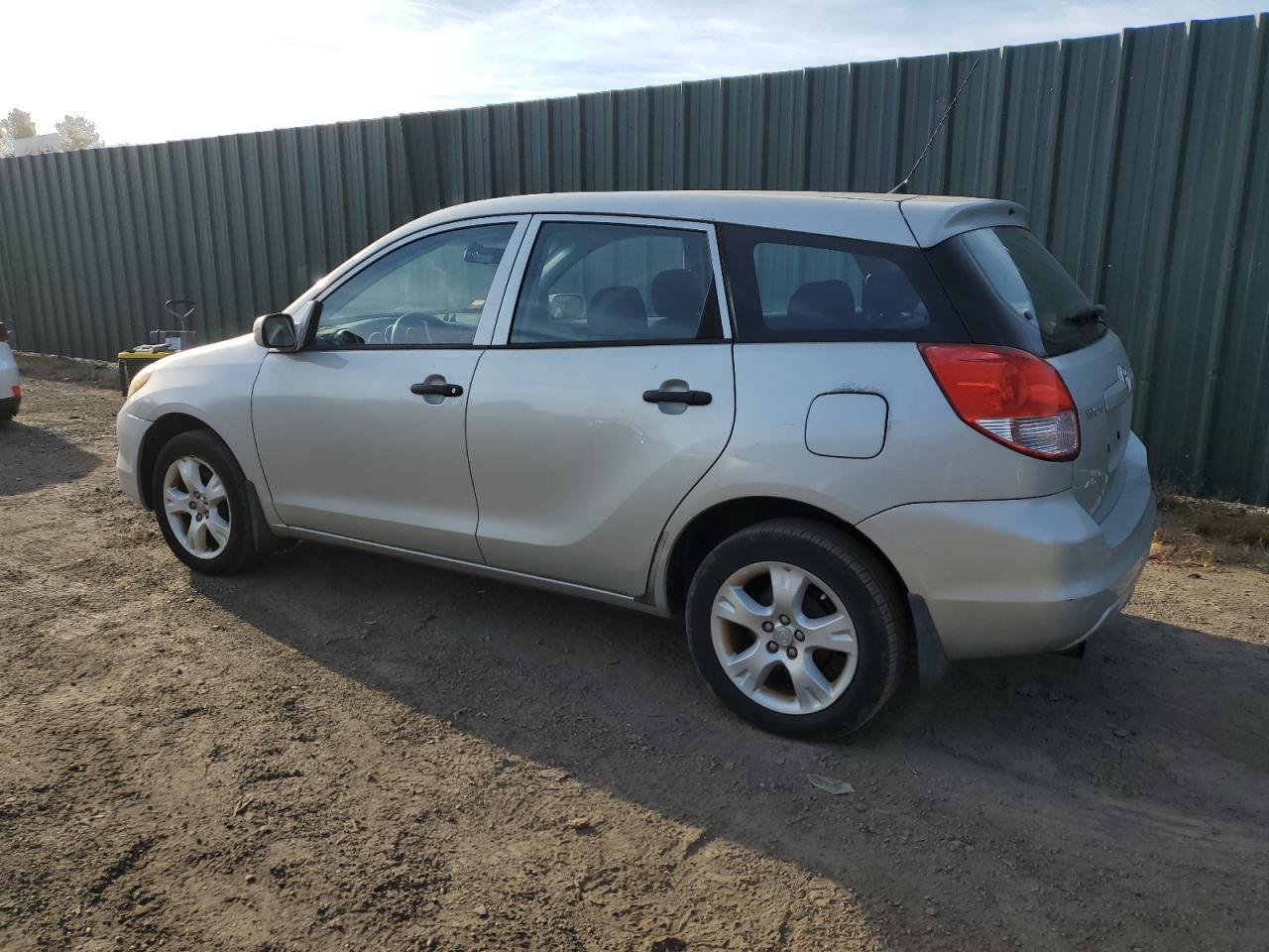 2003 Toyota Corolla Matrix Base - Фото 2