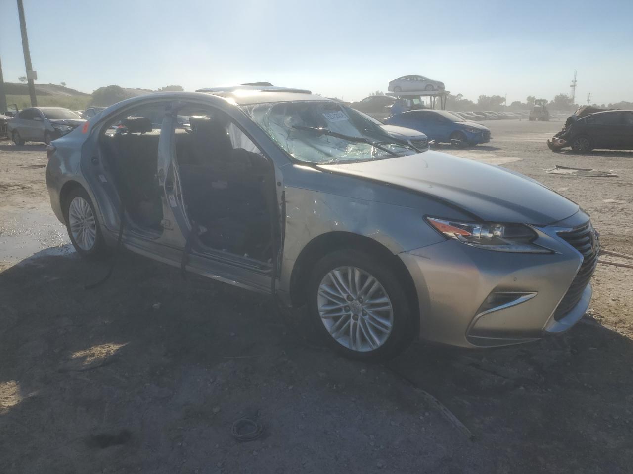 2017 Lexus Es 350 - Фото 4