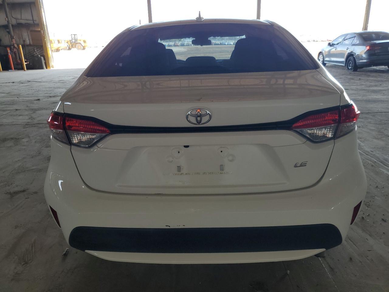 2020 Toyota Corolla Le - Фото 6