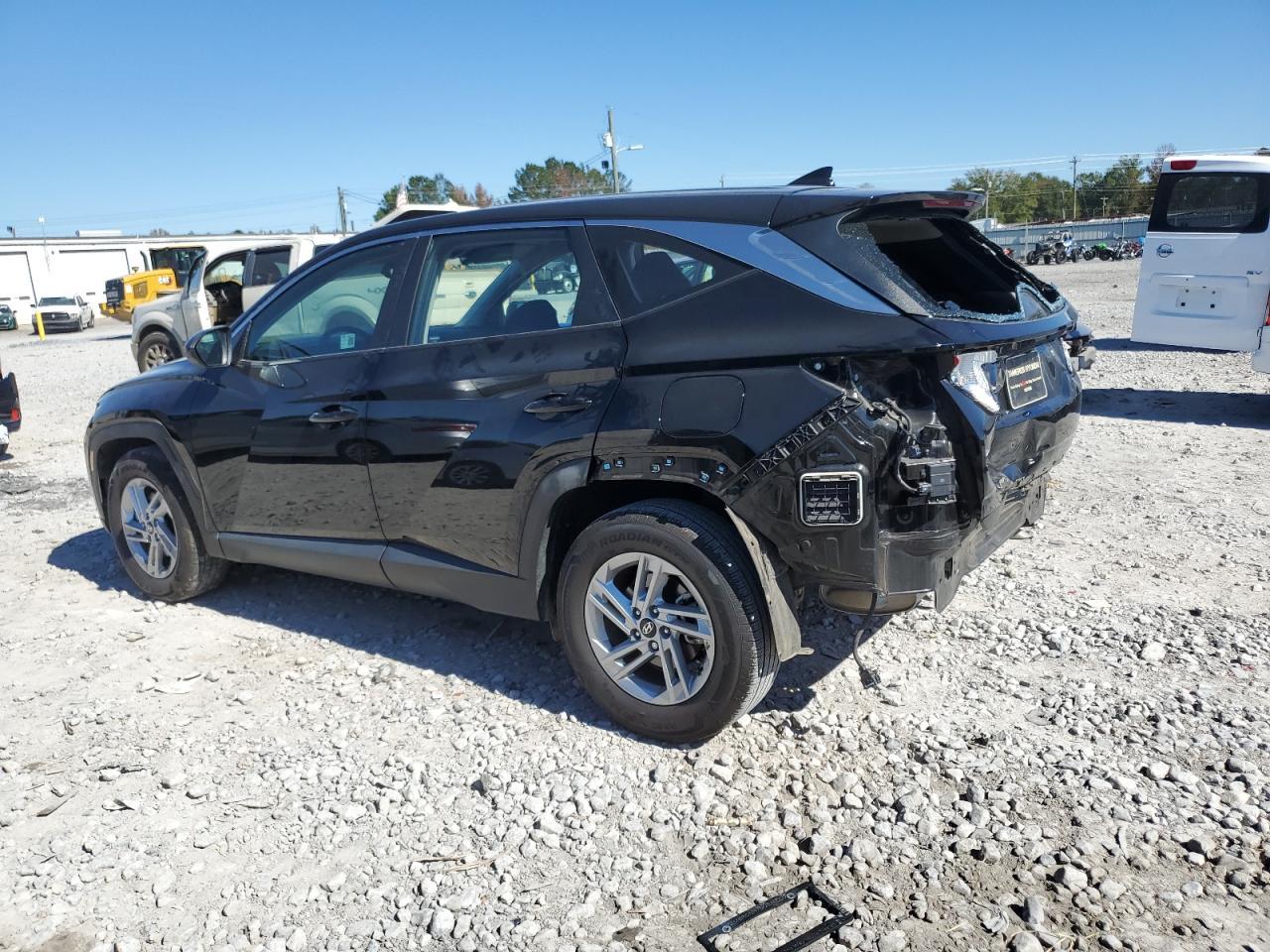 2025 Hyundai Tucson Se - Image 2