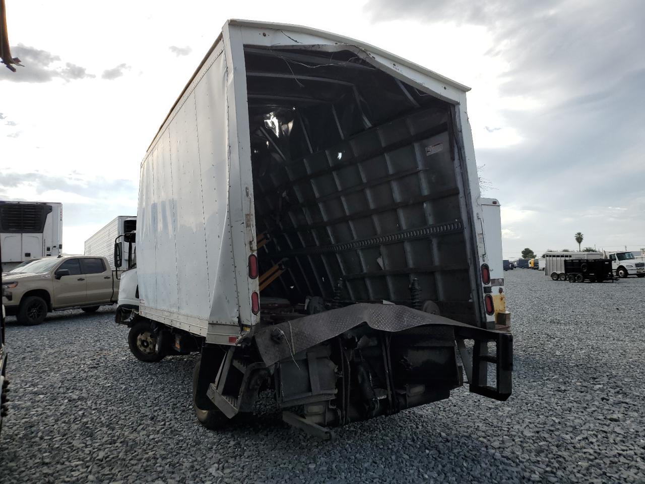 2012 Isuzu Npr Hd Box Truck - Фото 2
