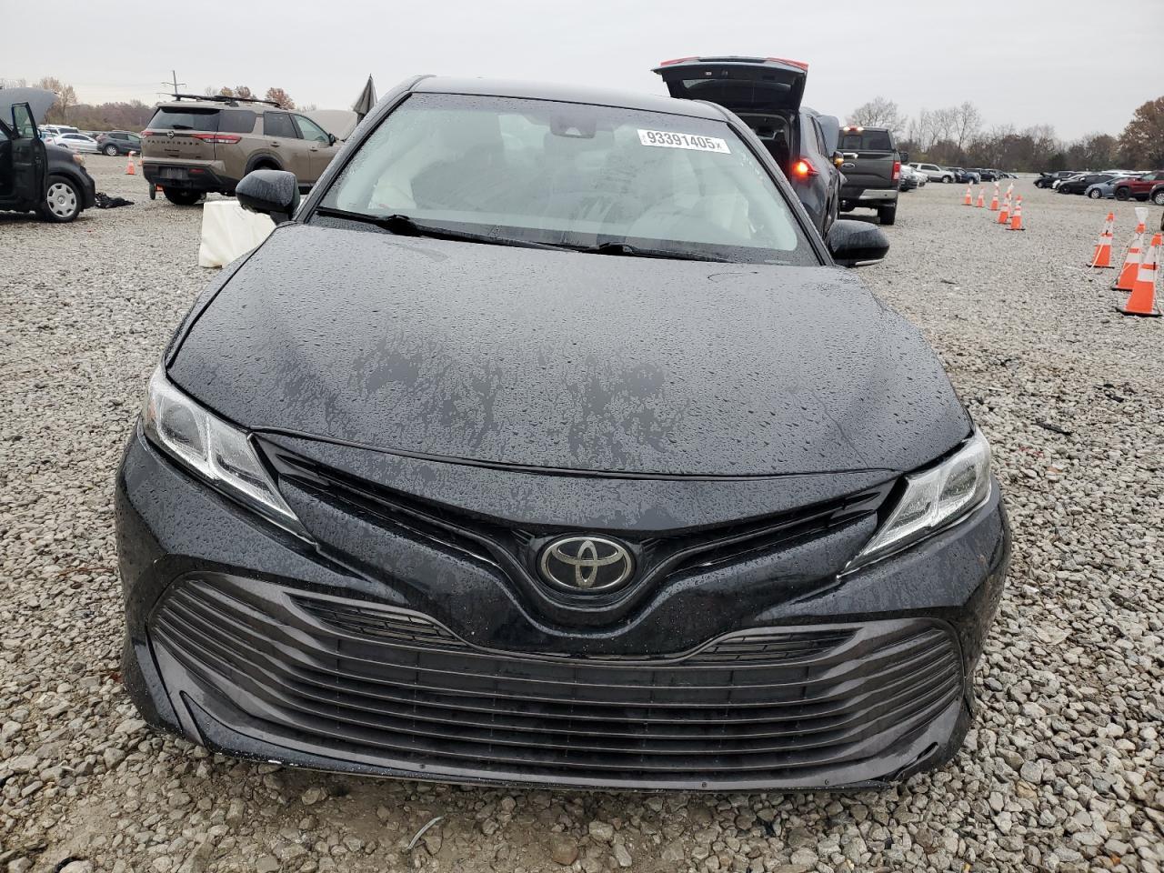 2020 Toyota Camry Le - Фото 5