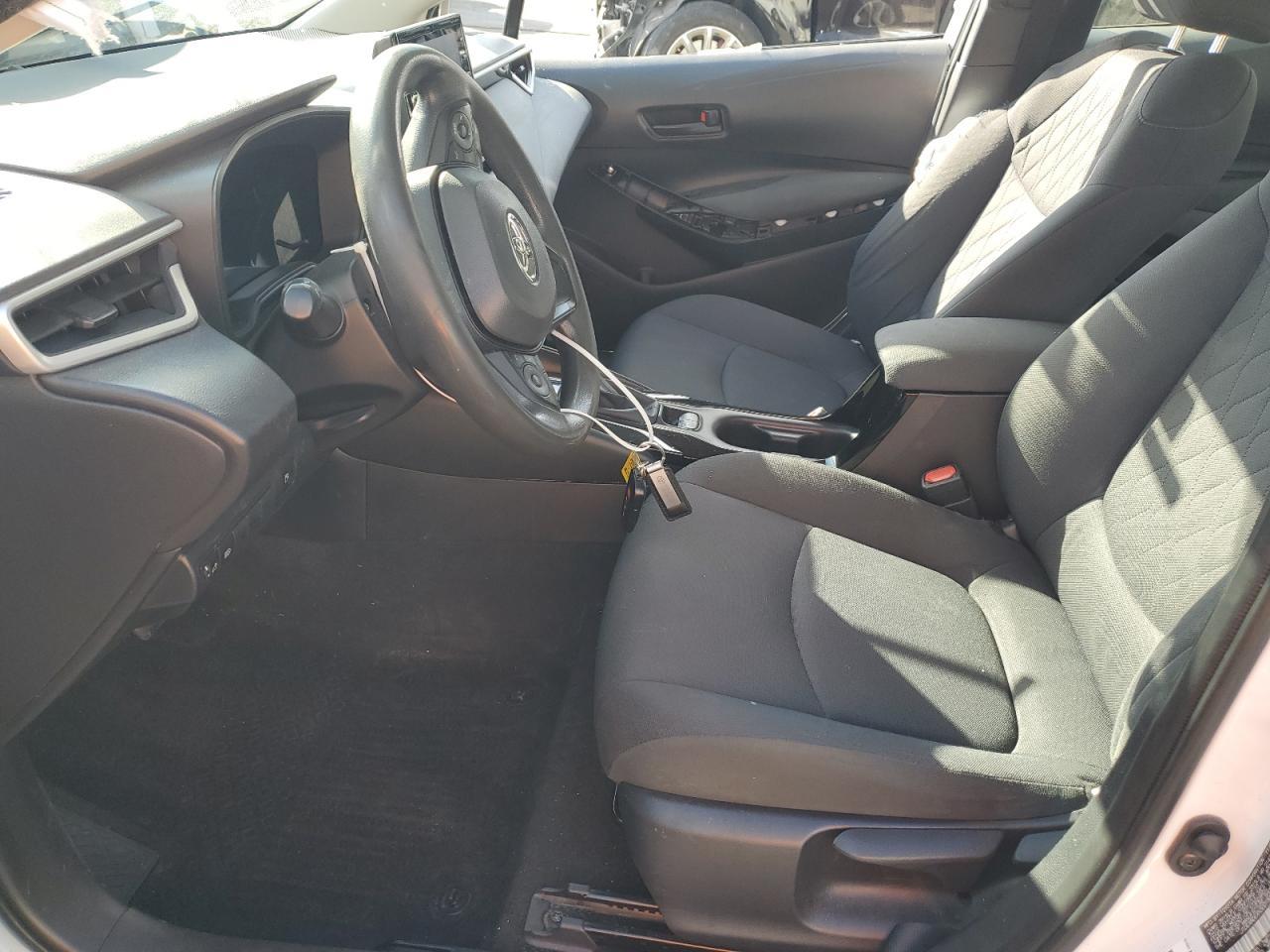 2022 Toyota Corolla Le - Image 7