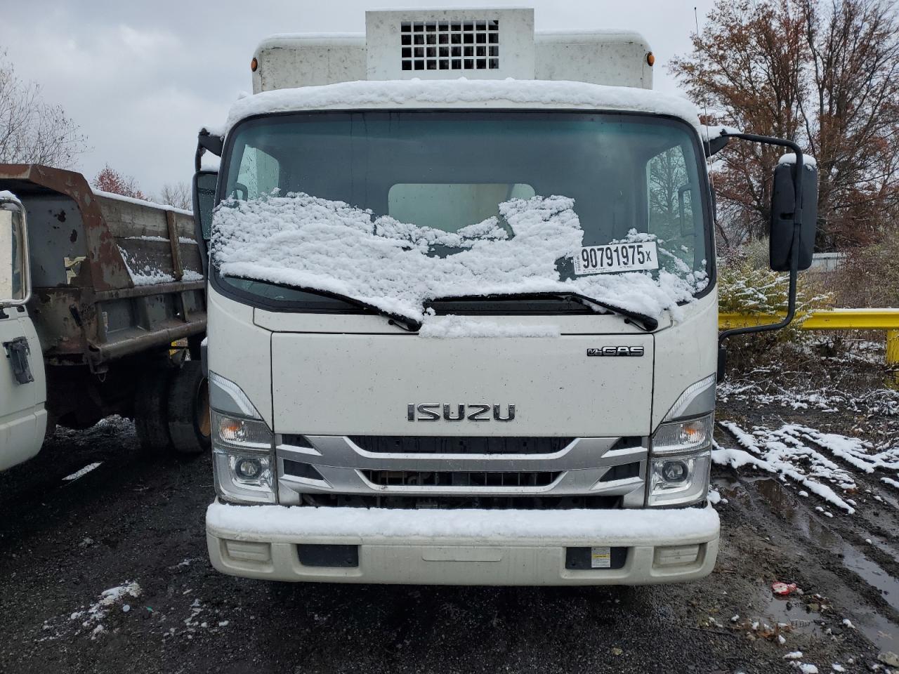 2024 Isuzu Npr Hd - Refrigerator Delivery Truck *** Prior Fleet * Driveshaft Is Disconnected *** - Image 5