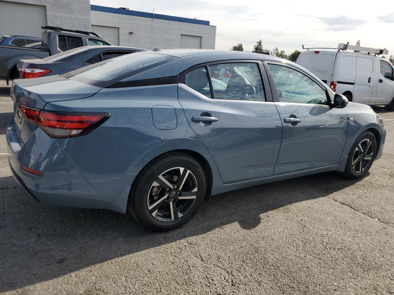 2025 Nissan Sentra Sv - Фото 3