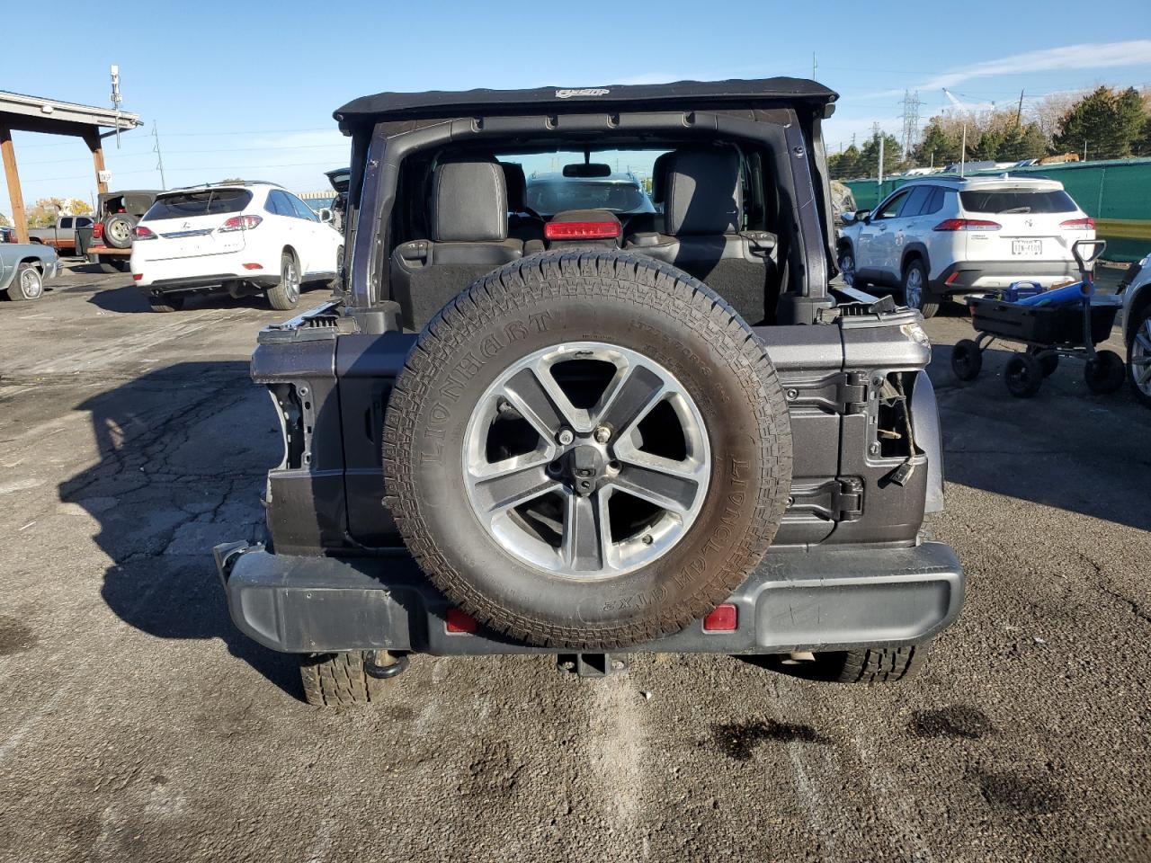 2018 Jeep Wrangler Unlimited Sahara - Фото 6