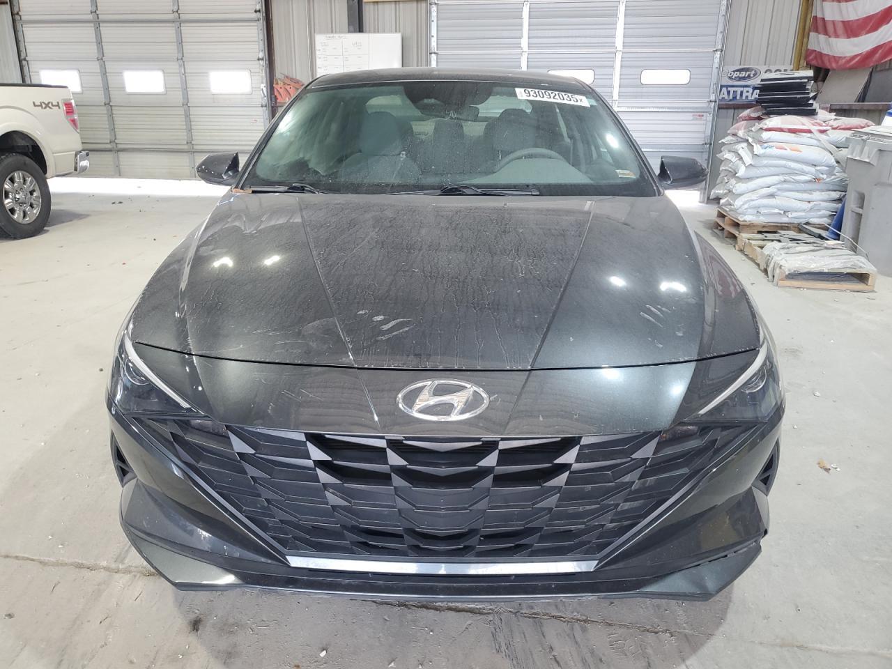 2023 Hyundai Elantra Sel - Image 5