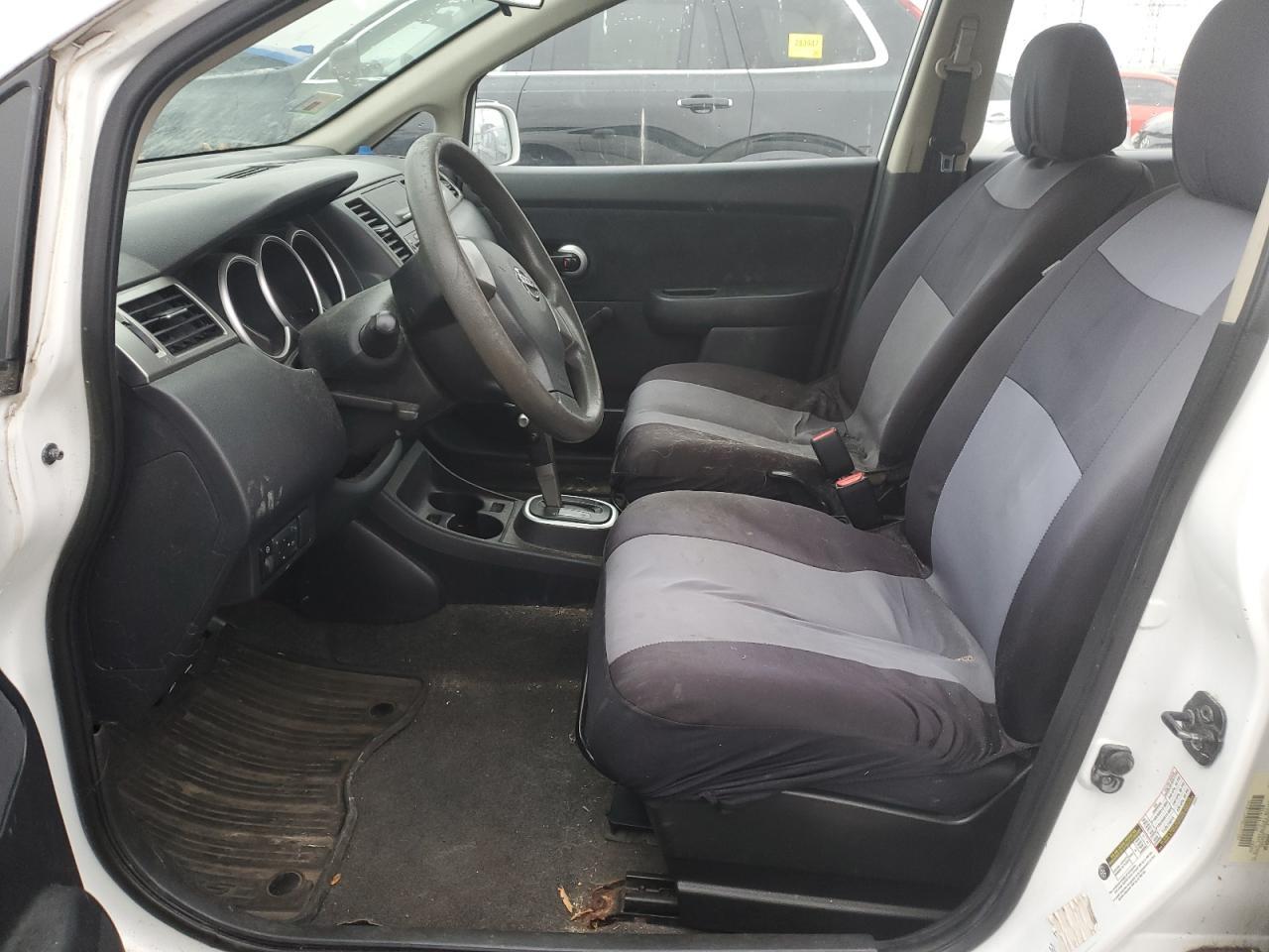 2011 Nissan Versa S - Image 7