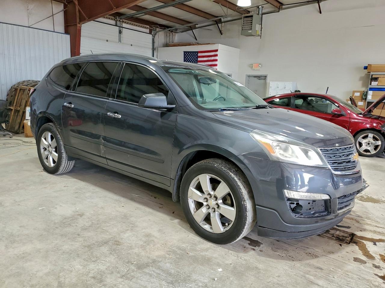 2013 Chevrolet Traverse Ls - Image 4