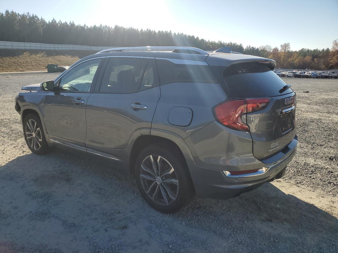 2019 GMC Terrain Denali - Фото 2