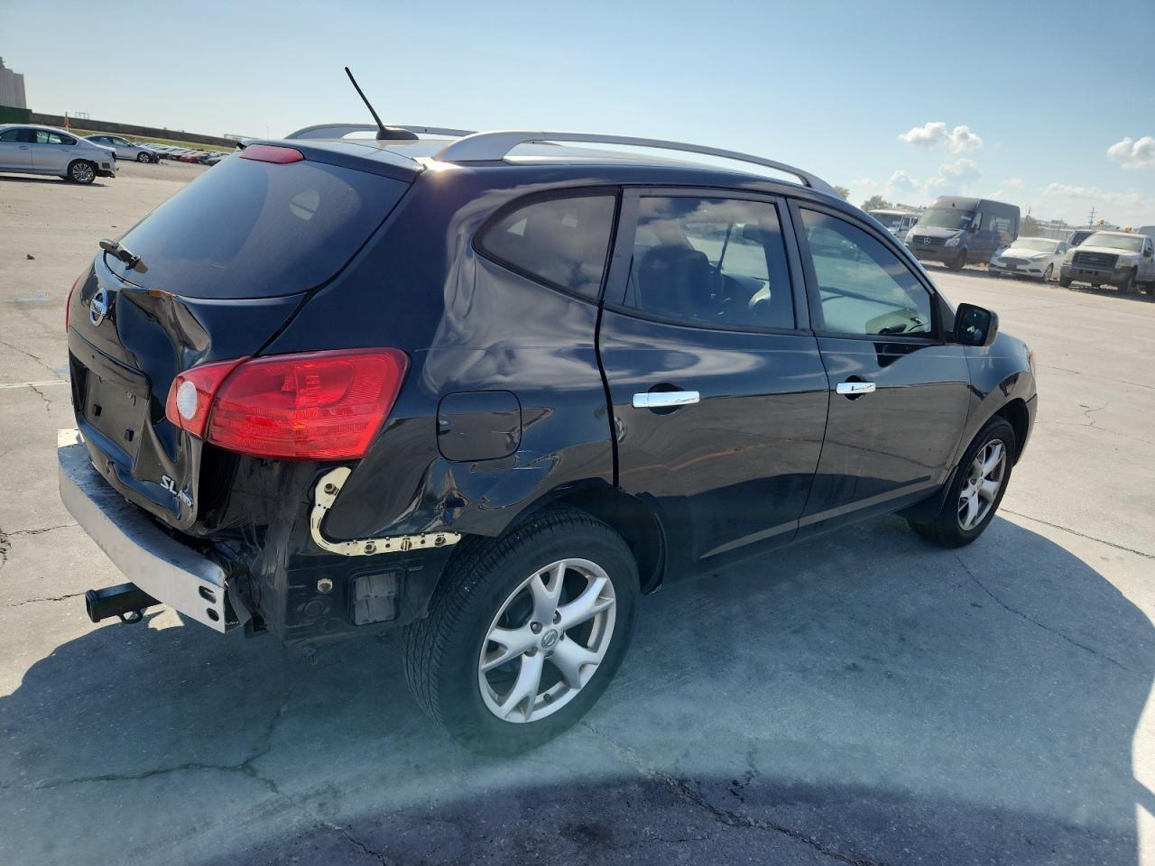 2010 Nissan Rogue S - Фото 3