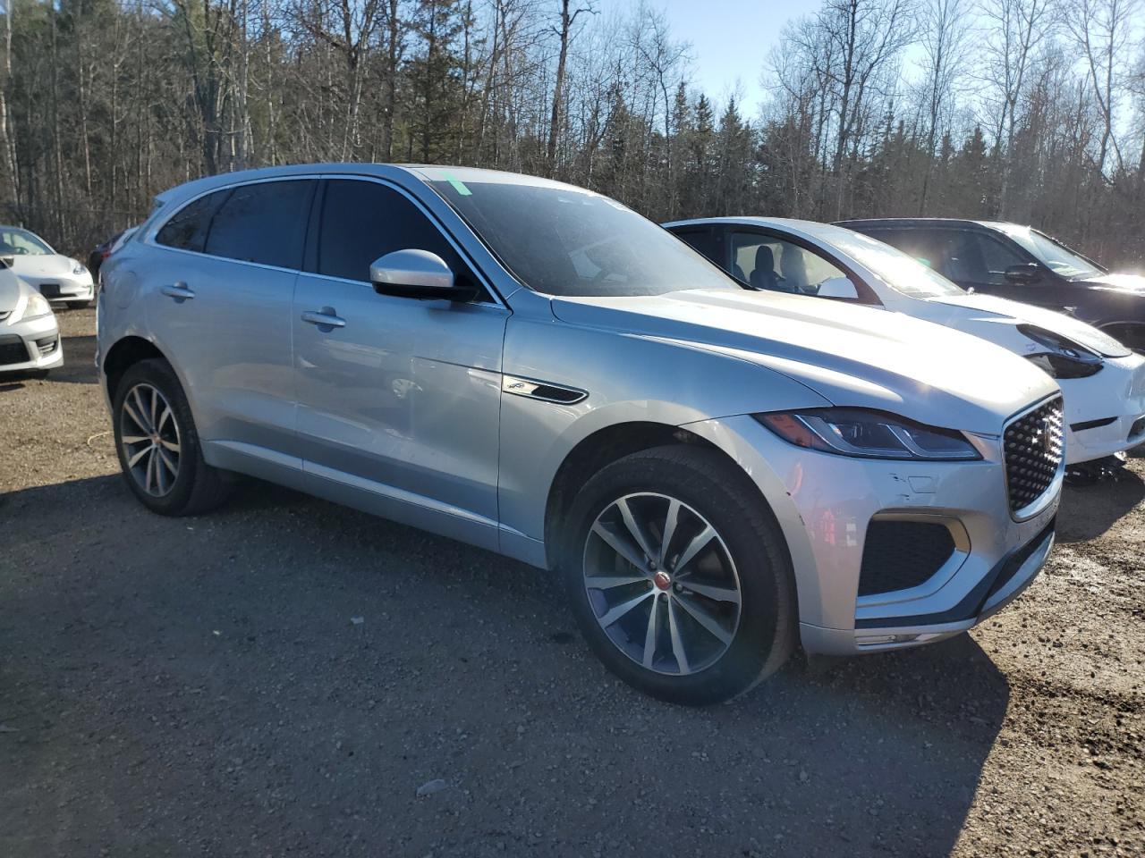 2022 Jaguar F-Pace R-Dynamic S - Фото 4