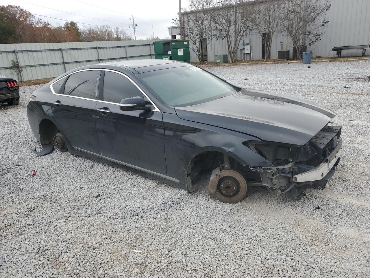 2015 Hyundai Genesis 3.8L - Фото 4