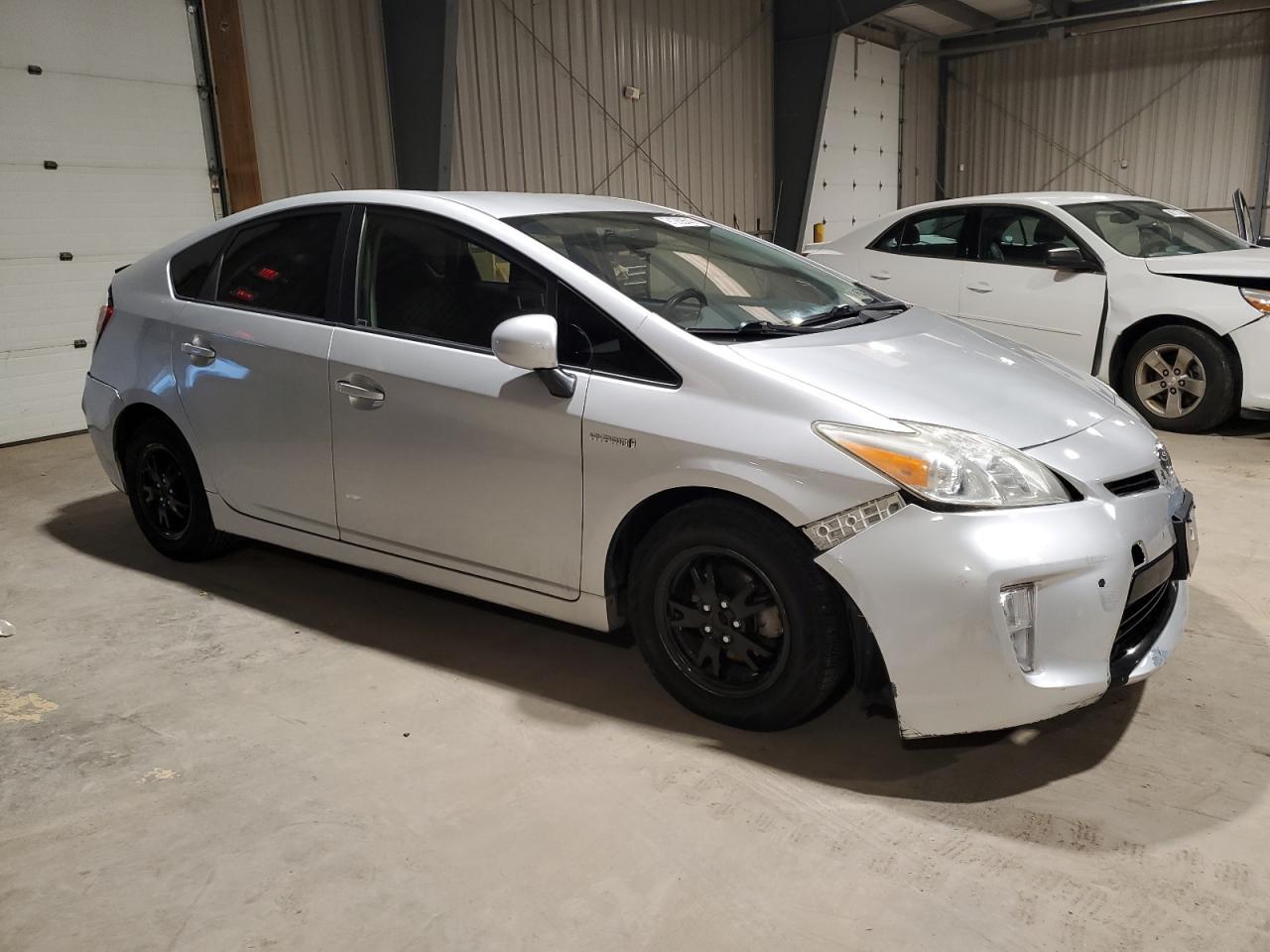 2015 Toyota Prius - Image 4
