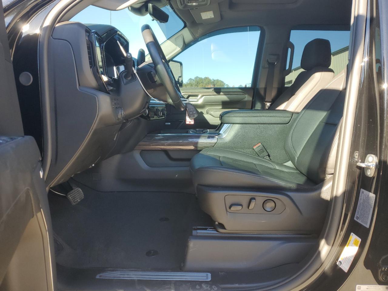 2024 Chevrolet Silverado K2500 Heavy Duty Ltz - Image 7