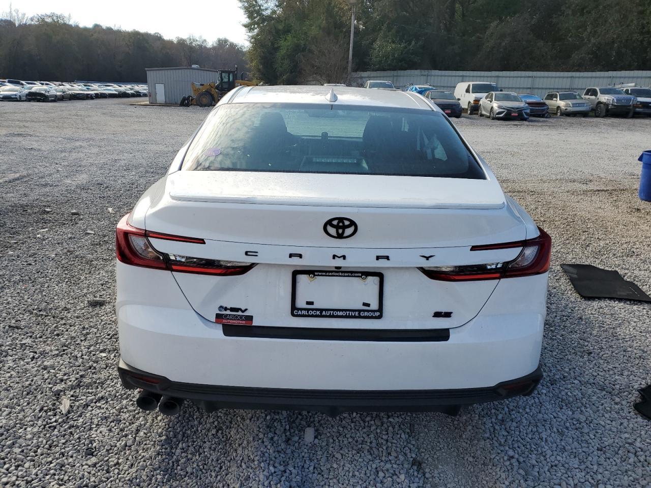 2025 Toyota Camry - Фото 6